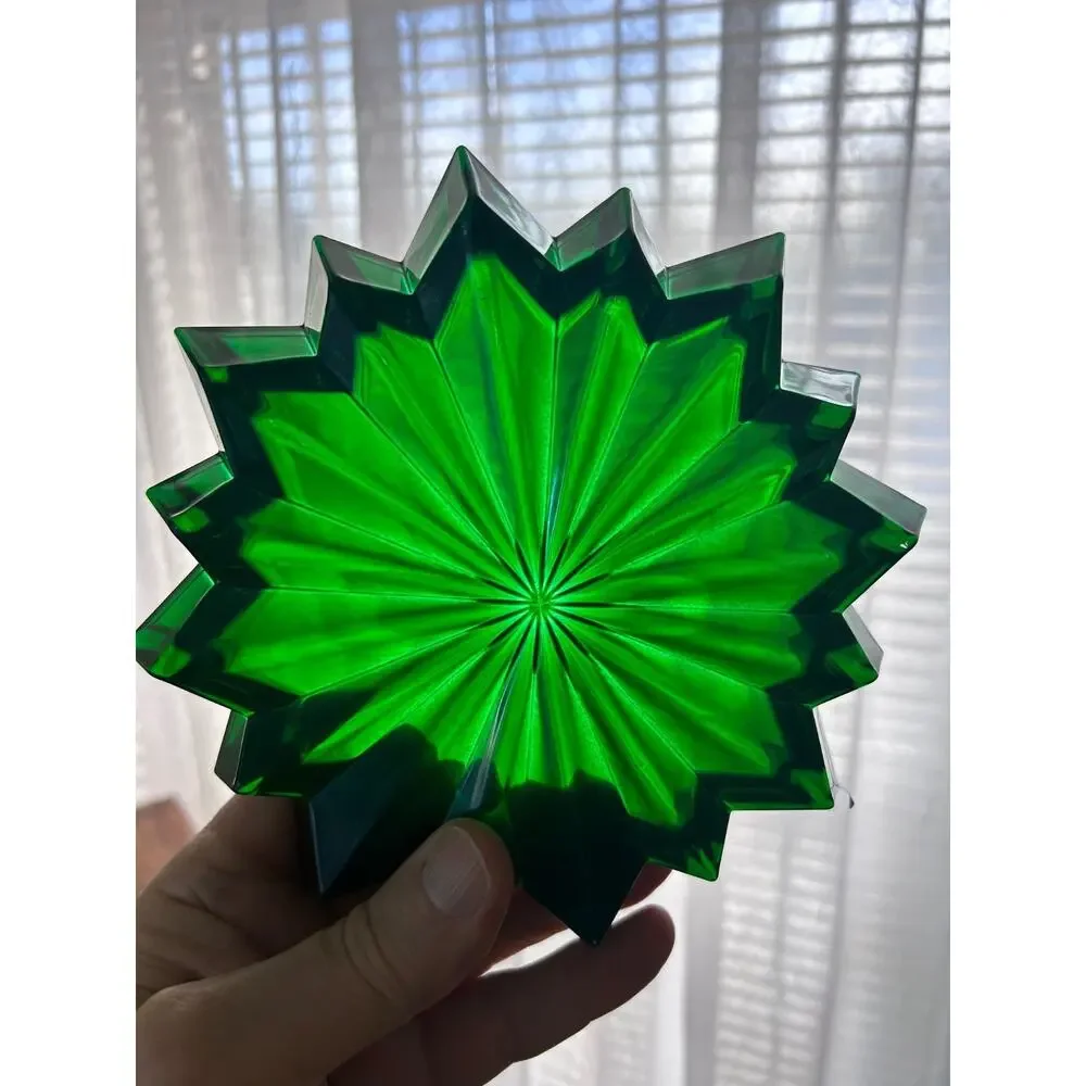 Marquis by Waterford Crystal Star Green Tray 7” Candy Dish Bowl Tray Pair Set